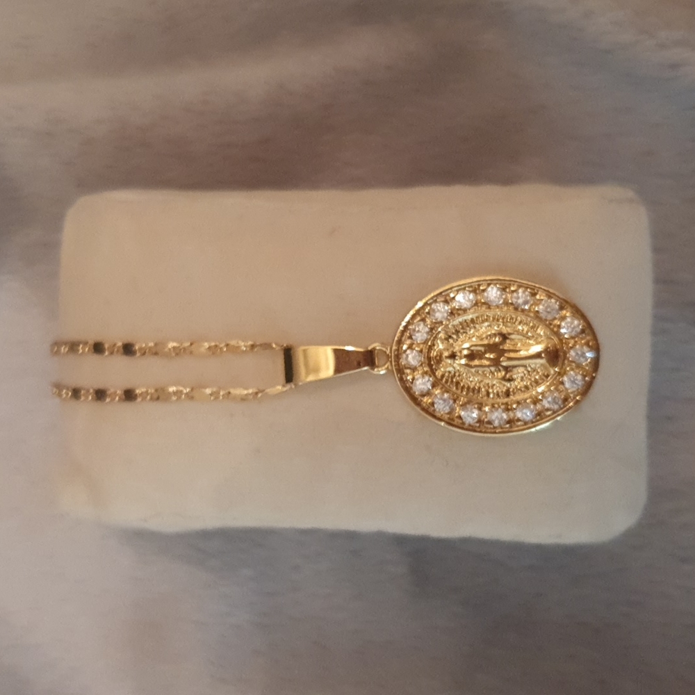 Brand New Madonna/Virgin Mary Necklace